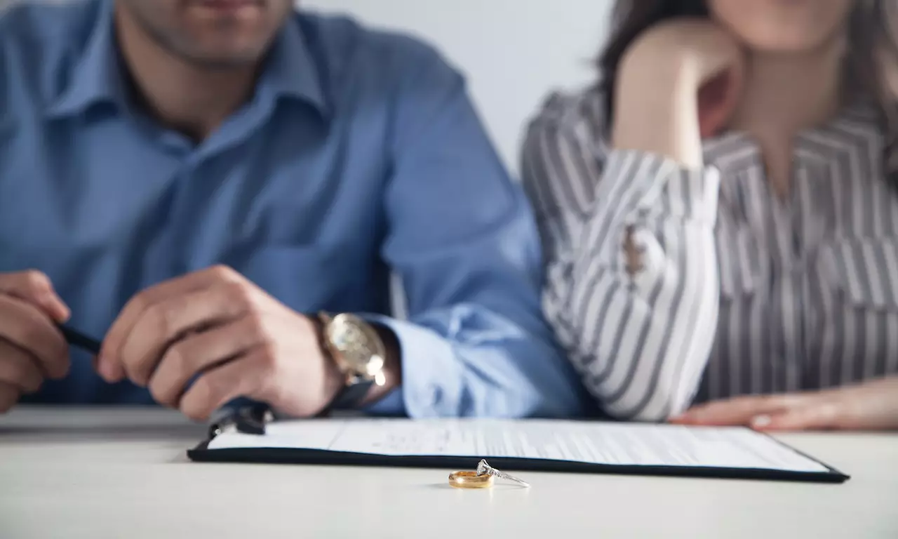 ¿Qué le corresponde a la mujer en un divorcio en el 2025?